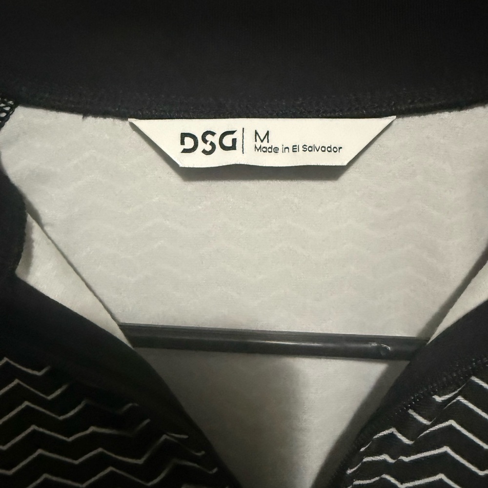 DSG Black & White Cold~Weather Zigzag Quarter-Zip Pullover – Women’s Medium - Picture 2 of 6